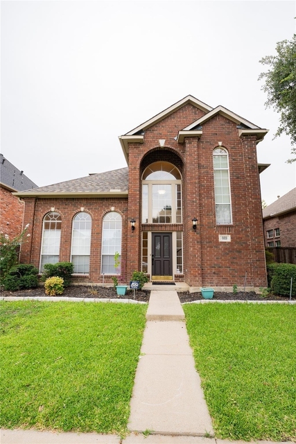 669 Nottingham Drive - Photo 1