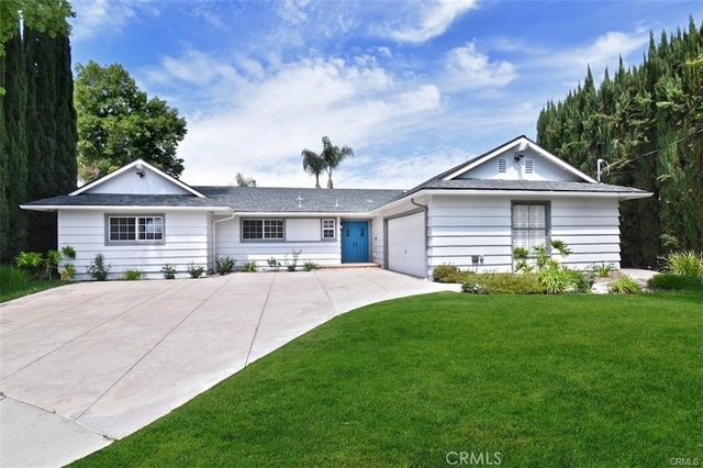 23937 Pentland Way - Photo 1