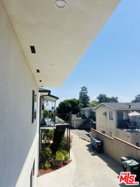 285 W Montecito Avenue - Photo 1