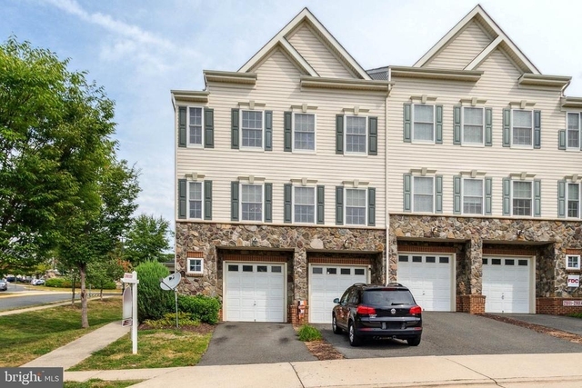 2801 Chinkapin Oak Lane - Photo 1