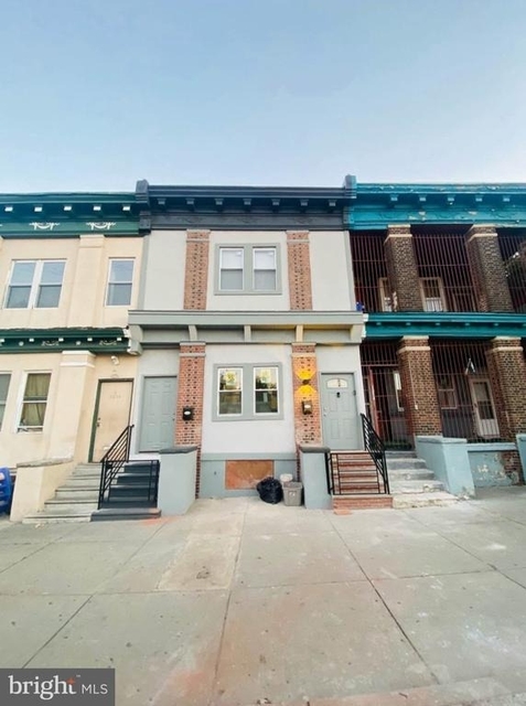 1016 W Erie Avenue - Photo 1