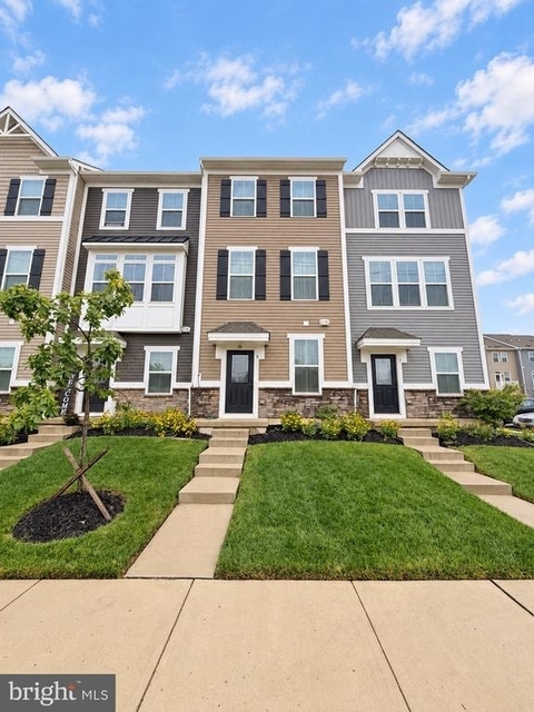 9 Sidney Lane - Photo 1