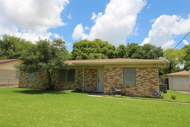 2428 Corbett Street - Photo 1