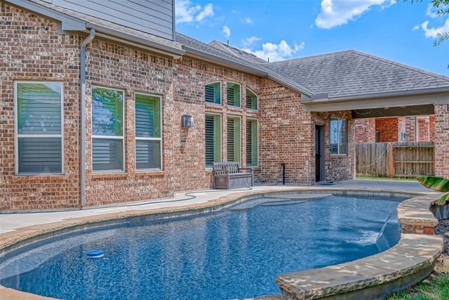10323 Hatcher Drive - Photo 1
