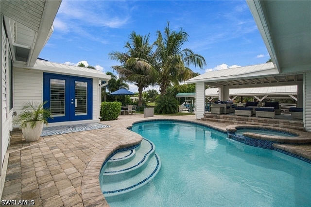 4831 Tarpon Avenue - Photo 1