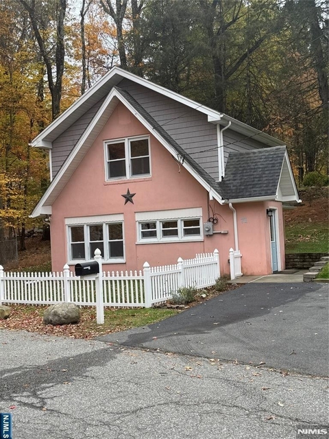 71 Dale - Photo 1
