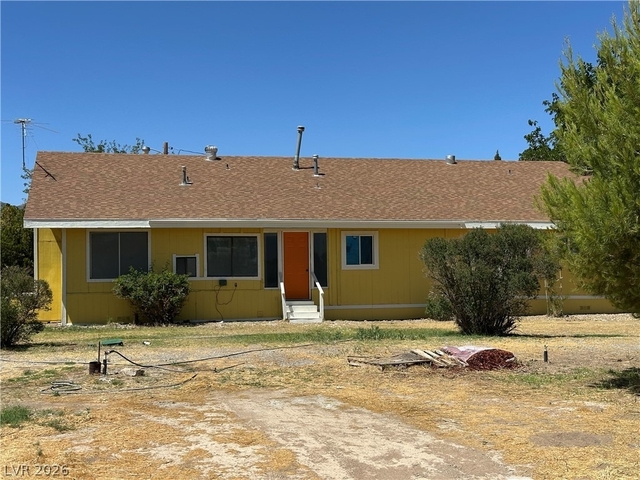 2590 N Murphy Street - Photo 1