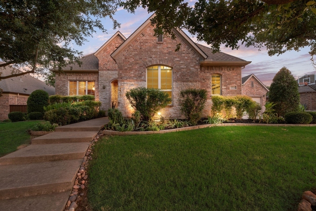 1516 Silverleaf Drive - Photo 1