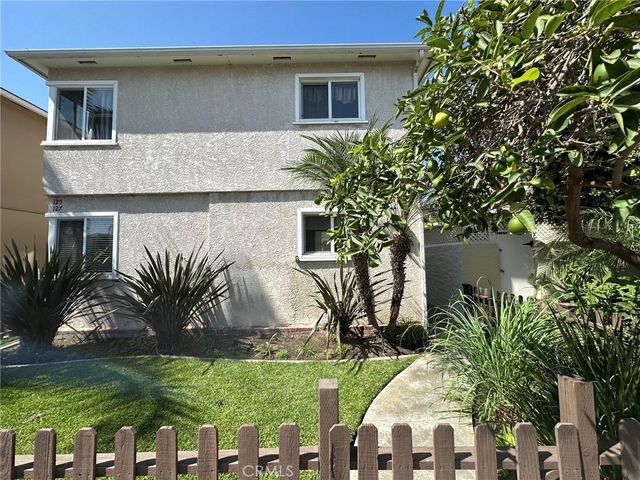 125 Nieto Avenue - Photo 1