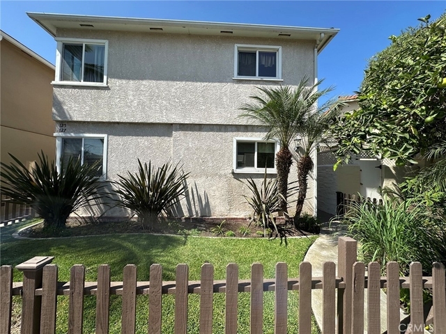 125 Nieto Avenue - Photo 1