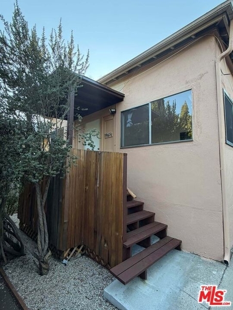 1961 Echo Park Avenue - Photo 1