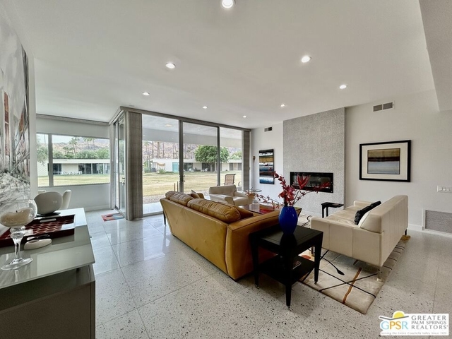 334 Desert Lakes Drive - Photo 1