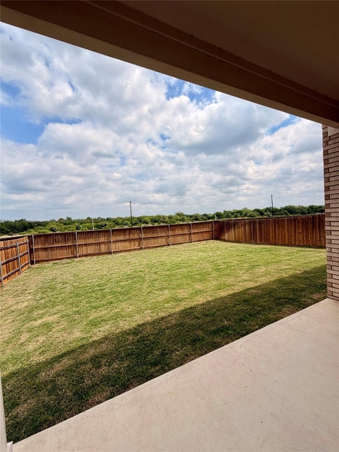 4504 Sea Salt Dr - Photo 1