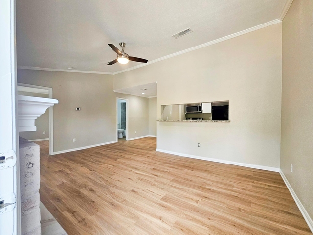 736 Memorial Mews Street - Photo 1