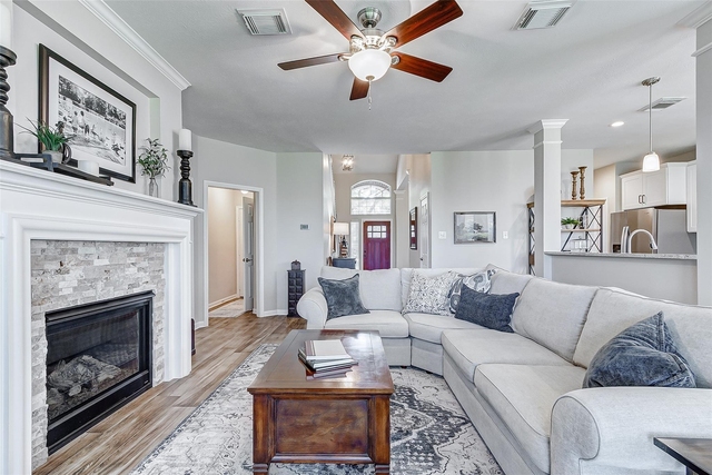 5222 Summerside Drive - Photo 1
