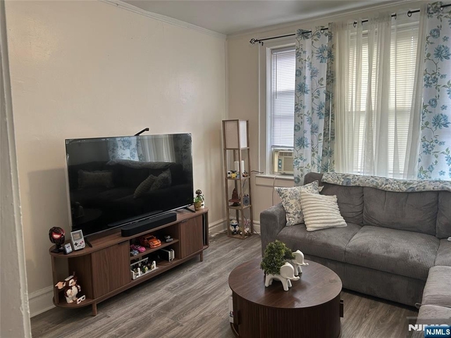 32-34 Halstead - Photo 1