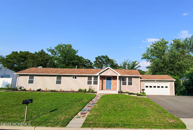 18 Arlyn Drive - Photo 1