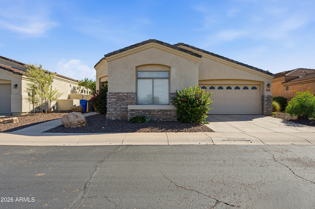 2219 E Valencia Drive - Photo 1