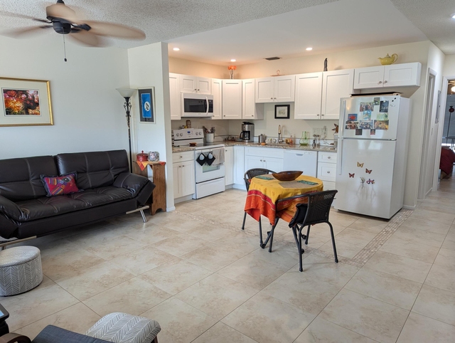 2800 Indian River Boulevard - Photo 1
