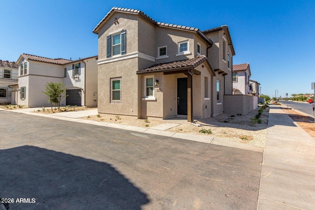 9909 E Tahoe Avenue - Photo 1