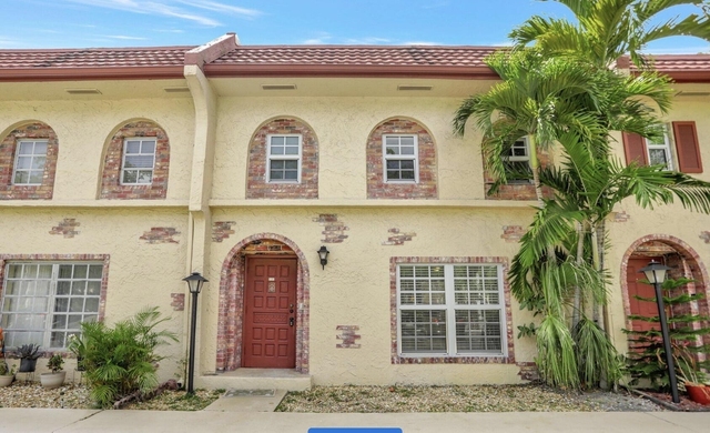 3056 Riverside Drive - Photo 1