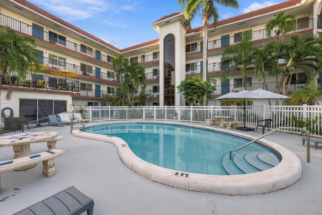 1300 Se 1st Street - Photo 1