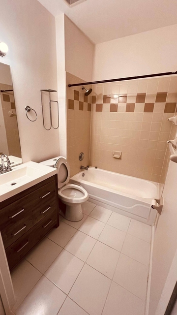4737 Sw 13th Court - Photo 1