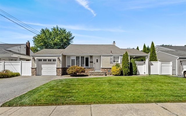 392 Philadelphia Avenue - Photo 1