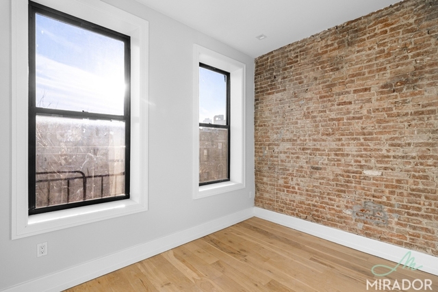 221 E 10th Street - Photo 1