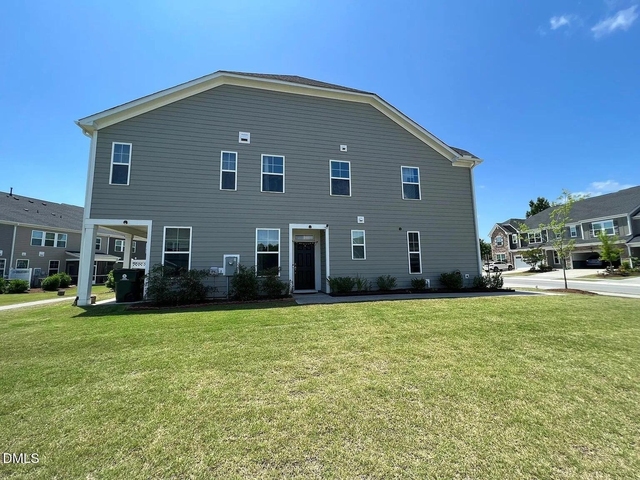1032 Benay Road - Photo 1
