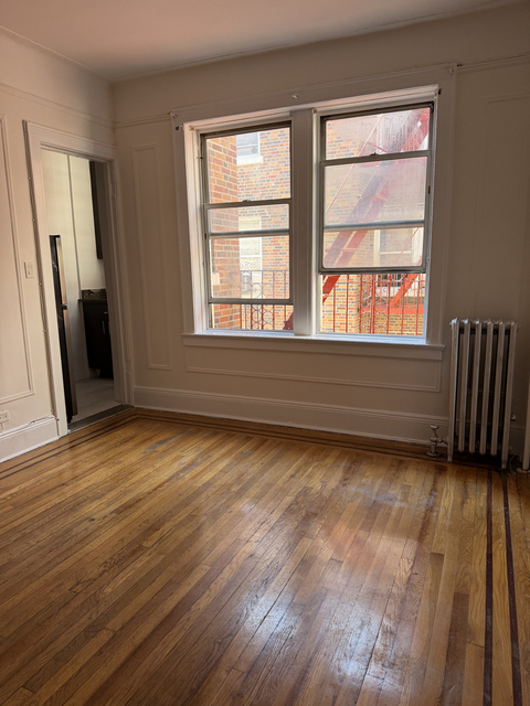 31-15 21st Avenue - Photo 1