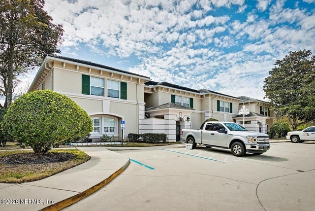 100 Bermuda Bay Circle - Photo 1