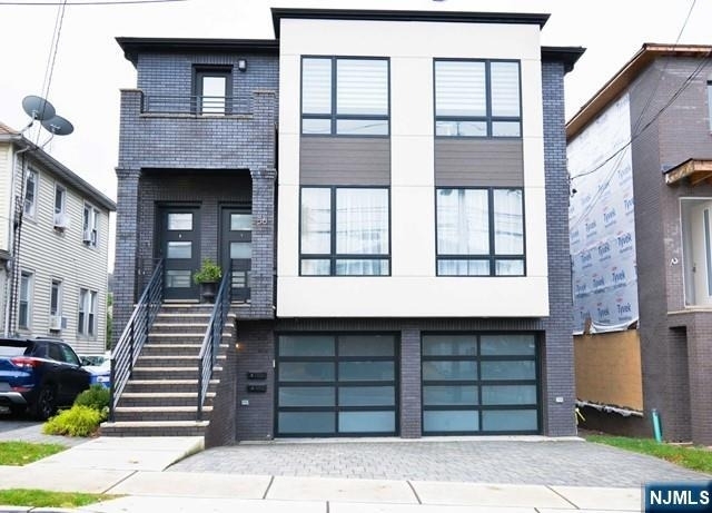 56 W Ruby - Photo 1