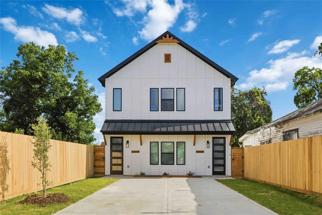 3211 Market Street - Photo 1