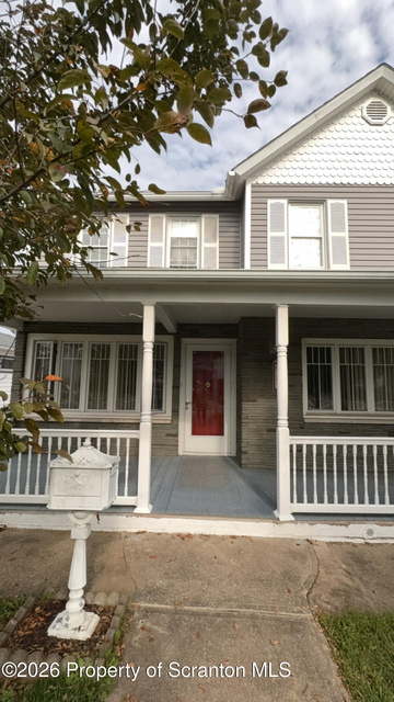 105 Johnson Street - Photo 1