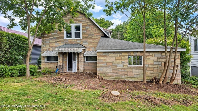 205 Electric Street - Photo 1