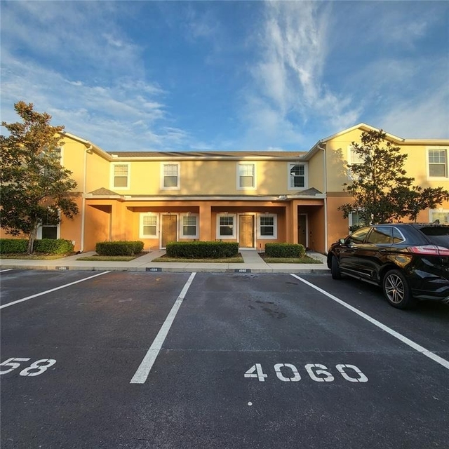 4060 Winding Vine Drive - Photo 1