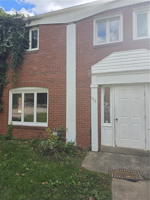370 Anawanda Ave - Photo 1