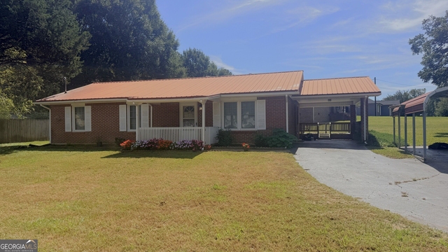 611 Mitchell Avenue - Photo 1