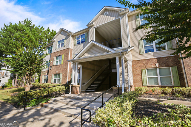 12203 Fairington Ridge Circle - Photo 1