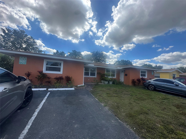 5400 Nw 17th Street - Photo 1