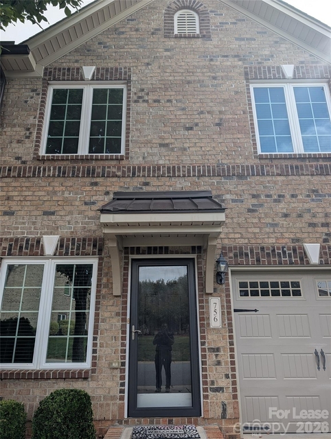 756 King Fisher Lane - Photo 1