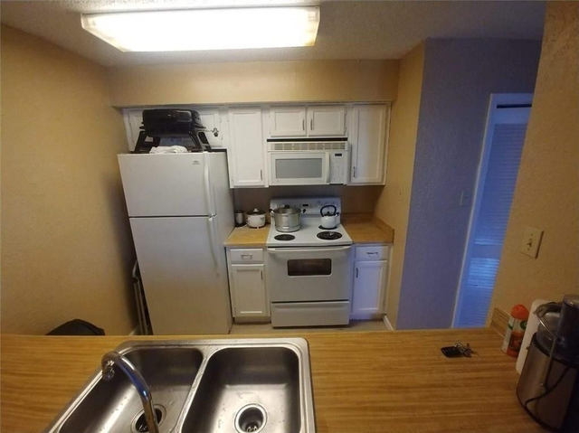 9811 Walnut Street - Photo 1
