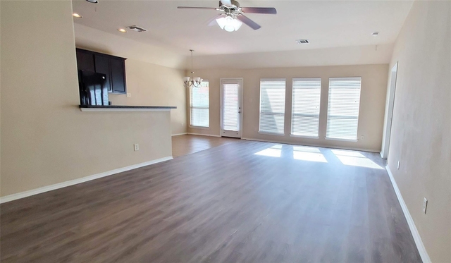 918 Bens Drive - Photo 1