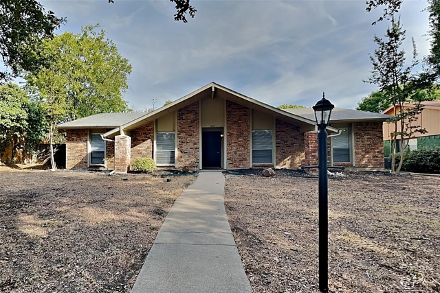 1205 Harvest Glen Drive - Photo 1