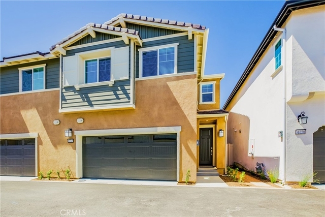 31646 Rosetta Street - Photo 1