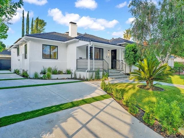15440 Varden Street - Photo 1