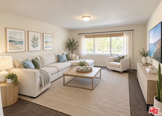 12204 Washington Place - Photo 1