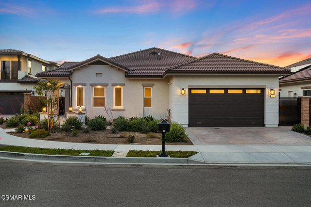 327 Toyon Court - Photo 1