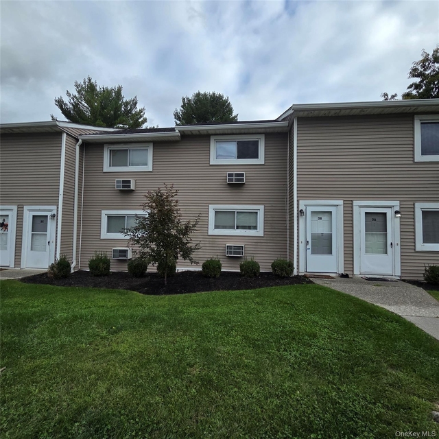 3 Fishkill Glen Drive - Photo 1